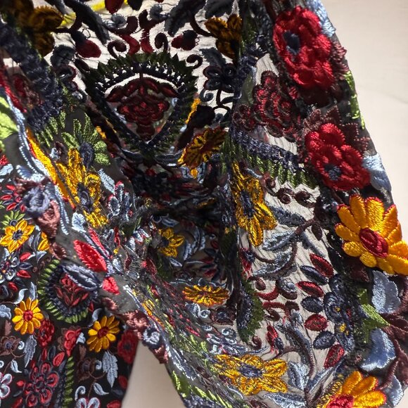 alice + olivia | Size 12 | Coley Bell Sleeve Floral Embroidered Mini Dress - Picture 4 of 11